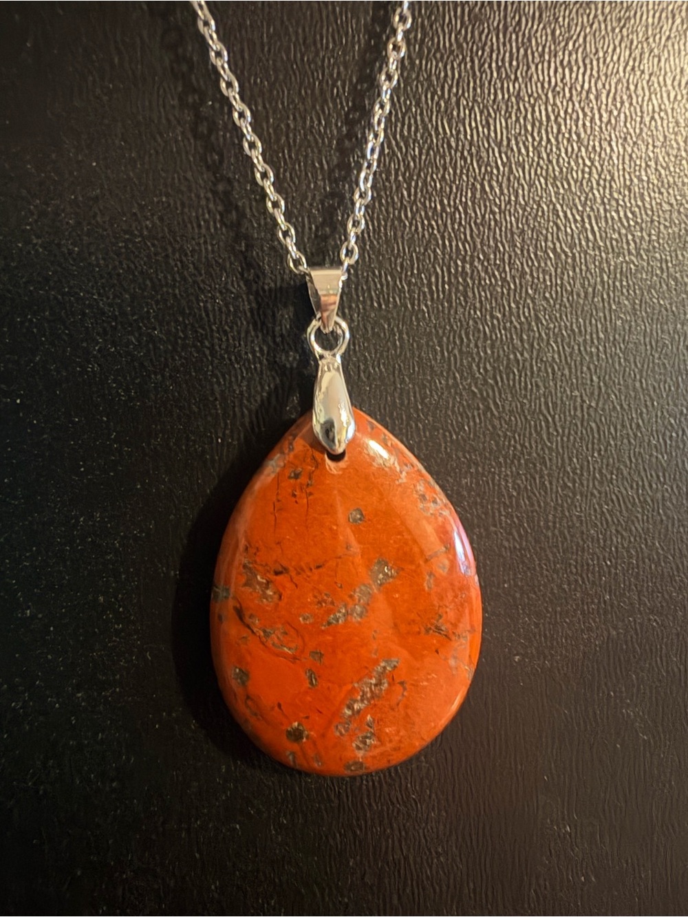 Natural Stone Tear Drop Pendant Necklace NEW 17”-19” - Picture 6 of 14